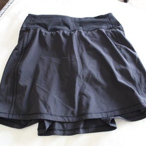 Lululemon Black Tennis skirt size 2